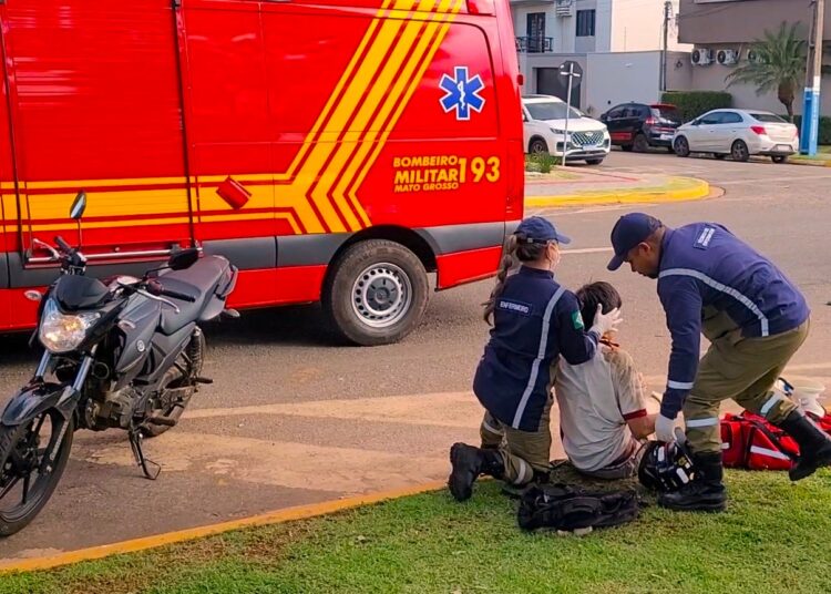 Sorriso Acidente Entre Carro E Moto Deixa Motociclista Ferido Na