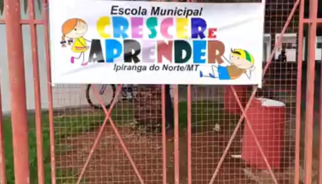 Ipiranga do Norte: Mãe ofende e por pouco não bate em professora, após filha dizer que apanhou na escola