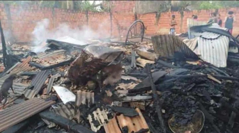 MT: Casa é destruída pelo fogo após incêndio começar em aparelho de Wi-Fi