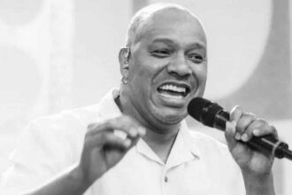 Morre Anderson Leonardo, vocalista do Molejo, vítima de câncer