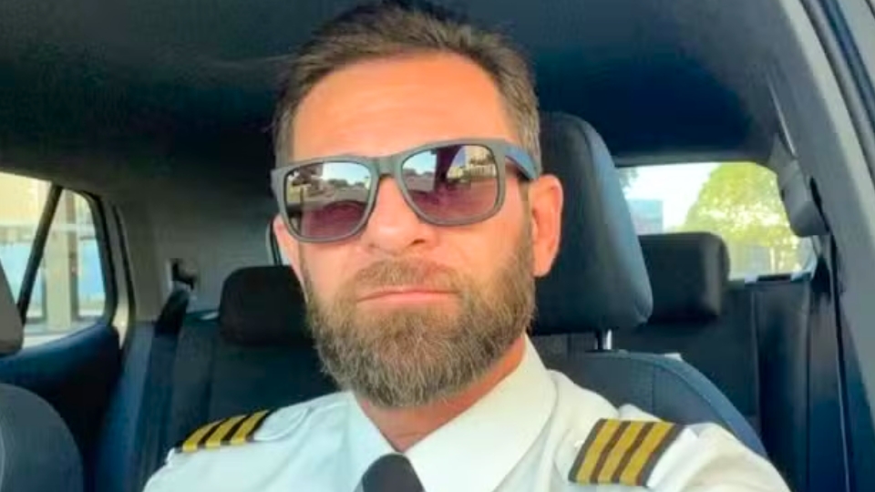 Sorriso: Piloto, que morreu em queda de avião, é velado na capela do Cemitério e será levado para o MS