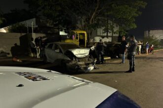 Sorriso: Motorista de caminhão destrói vários carros no Rota do Sol