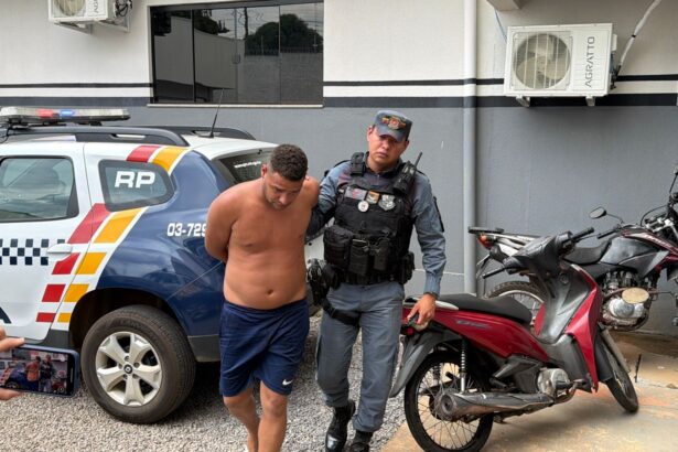 Sorriso: Irmãos são presos por assalto relojoaria na Brescansin; mais de R$ 1 milhão de prejuízo Sorriso: Irmãos são presos por assalto relojoaria na Brescansin; mais de R$ 1 milhão de prejuízo