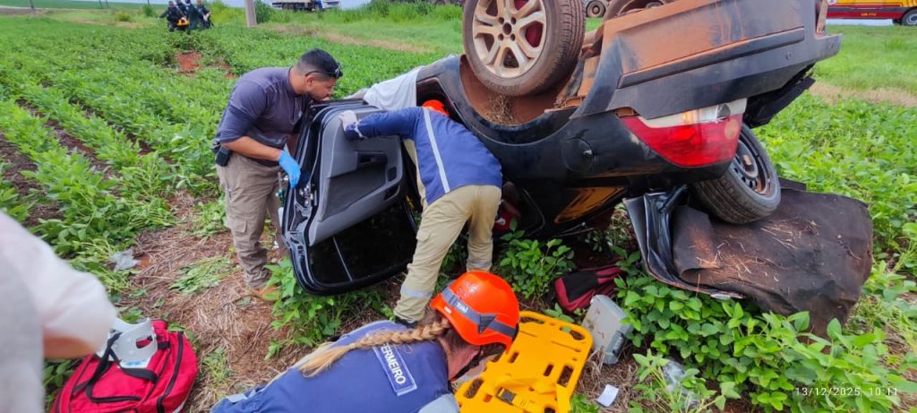 Sorriso: Ciopaer, bombeiros e concessionária resgatam vítimas de grave na MT-242 sentido Nova Ubiratã