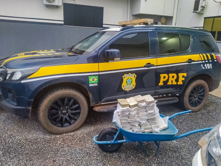 Sorriso: PRF apreende cerca de 40 kg de cocaína em caminhão na BR-163