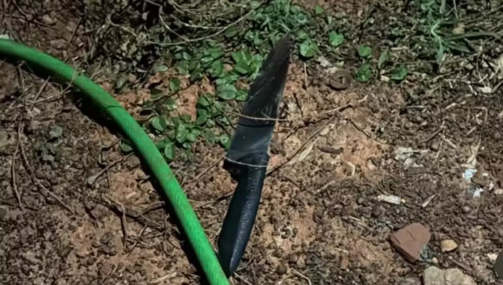 Adolescente mata padrasto a facadas após agressões contra a mãe; “Não aguentava mais ver minha mãe apanhar”