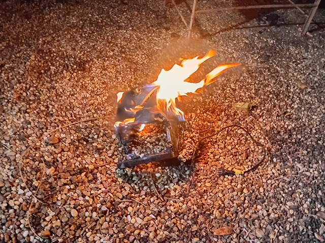 Sorriso: Mulher coloca frango para assar na Air Fryer, que pega fogo, e que quase incendeia casa