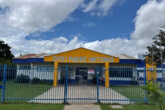 Vera: Aprovado reajuste salarial para monitores da rede municipal
