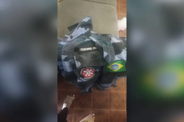 Falso PM cria batalhão fake e faz 200 “recrutas” trabalharem de graça